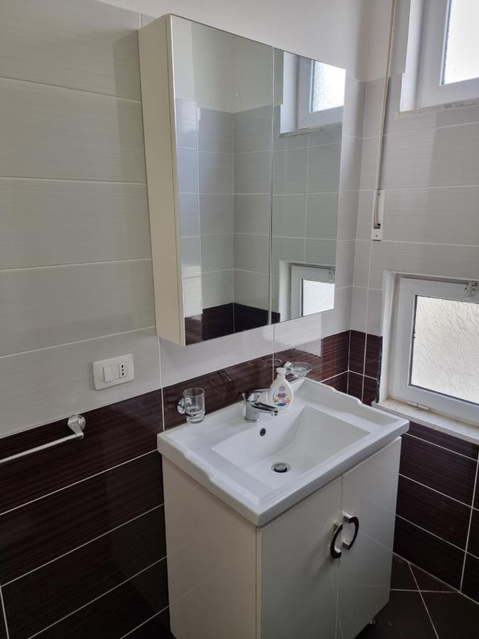Remar Apartments Vlorë Екстериор снимка