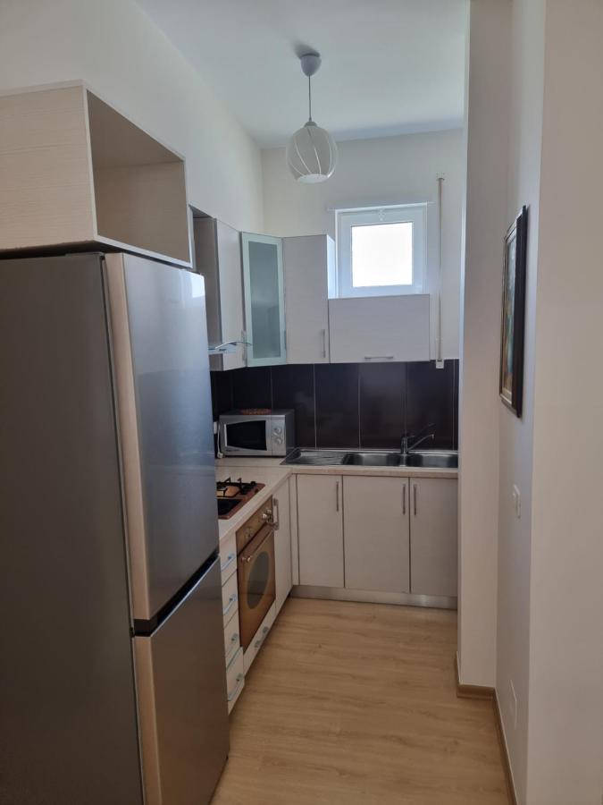 Remar Apartments Vlorë Екстериор снимка