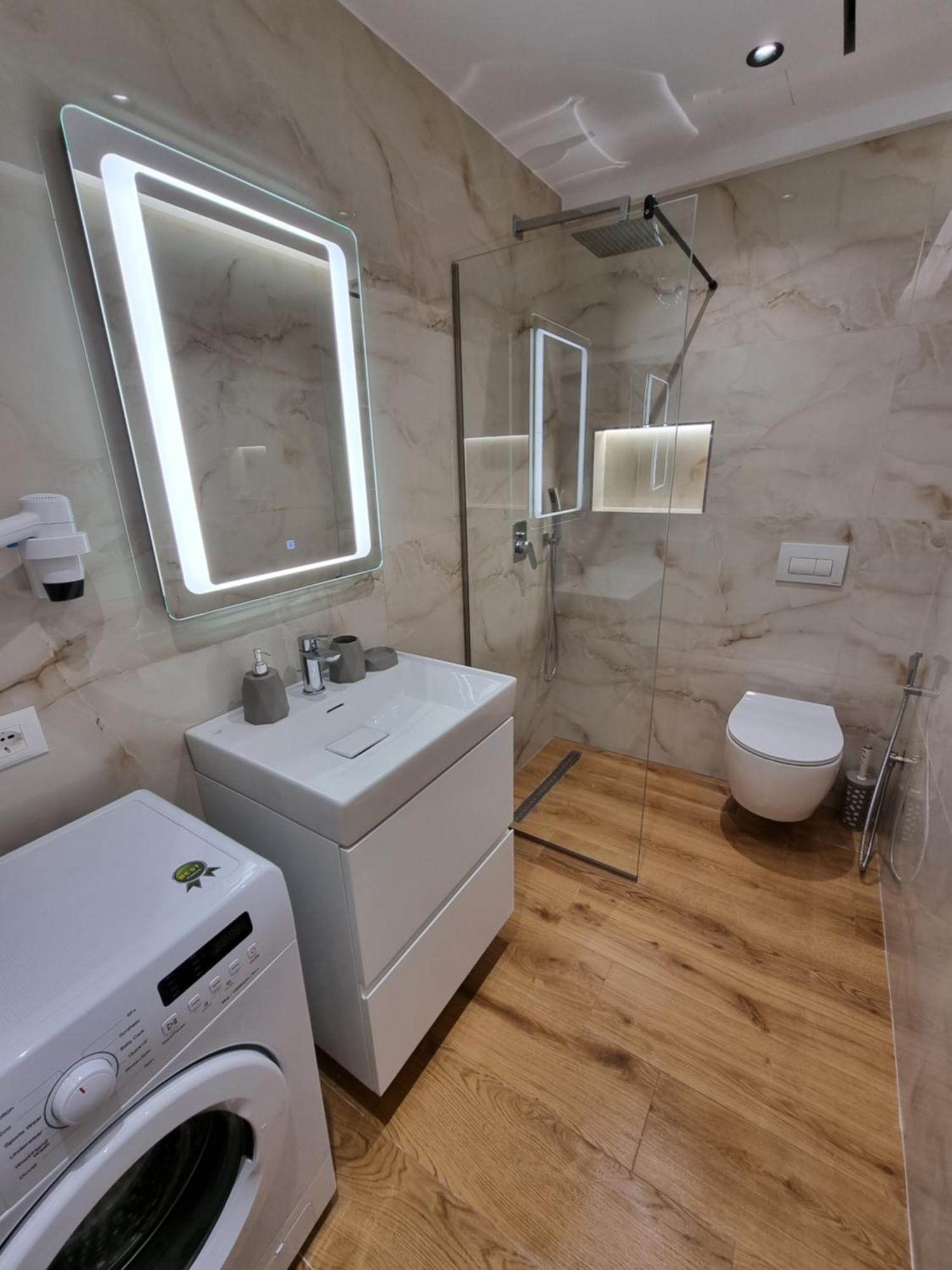 Remar Apartments Vlorë Екстериор снимка